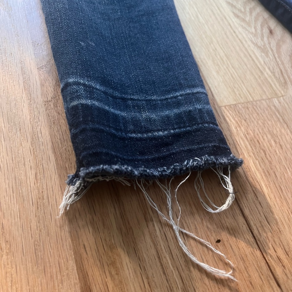 DL1961 Distressed Skinny Jeans - 3T - Picture 5 of 5